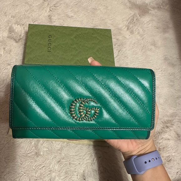 Brand new authentic Gucci gg long quilted leather wallet - Picture 2 of 11